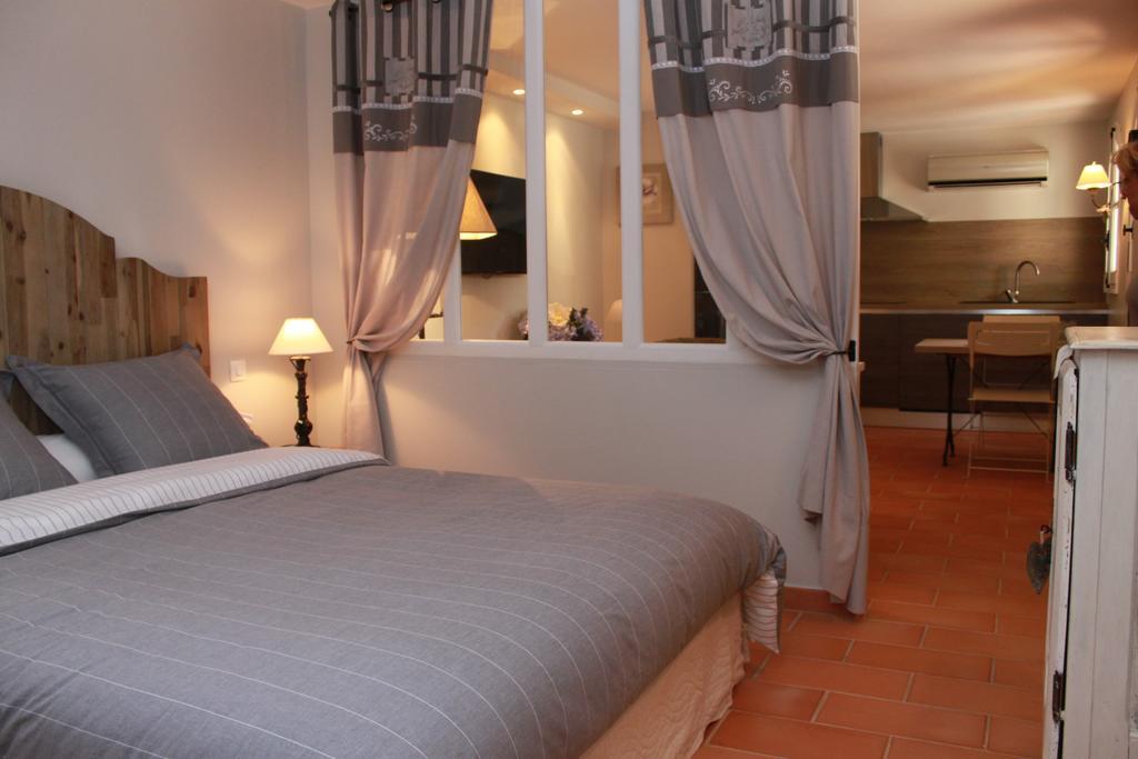 La Bastide Des Senteurs Hotel Peymeinade Szoba fotó